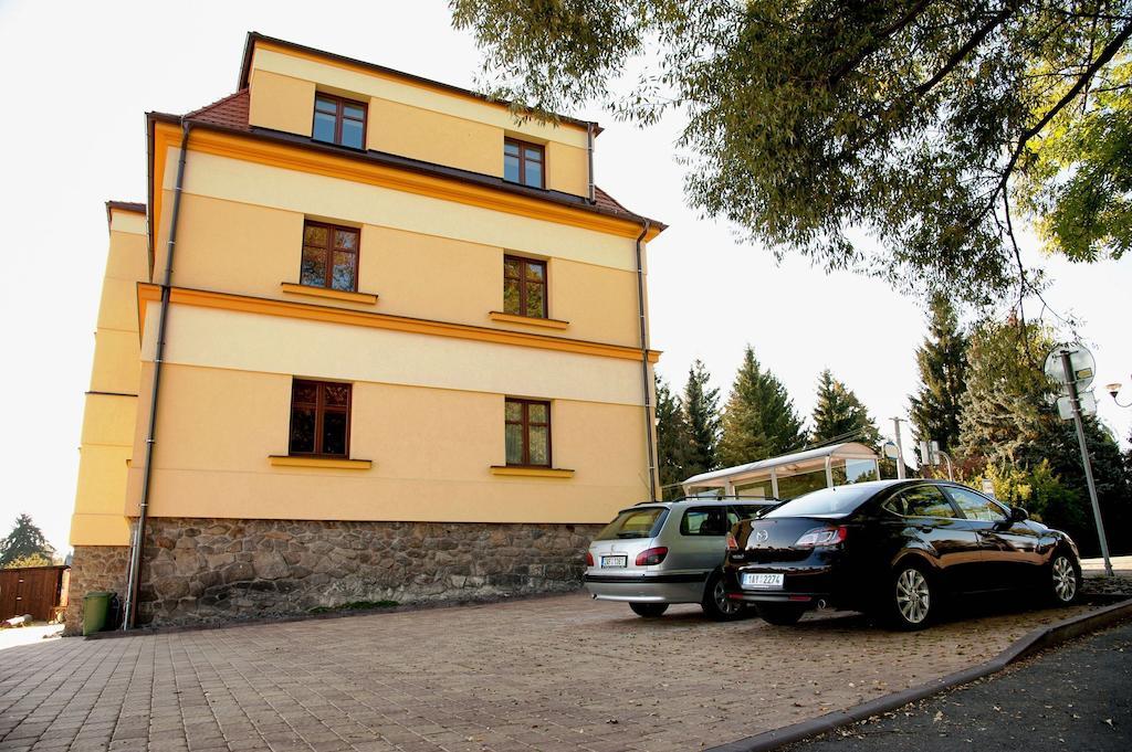 Na Seniku Apartment